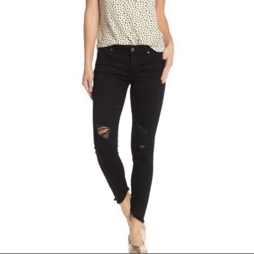 Articles of Society Black Distressed Women’s Skinny Jeans - EUC, Size 26